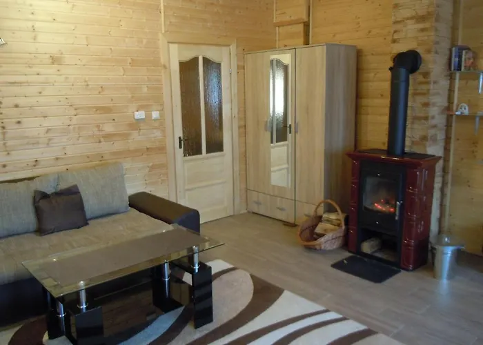 Case de vacanță E-major